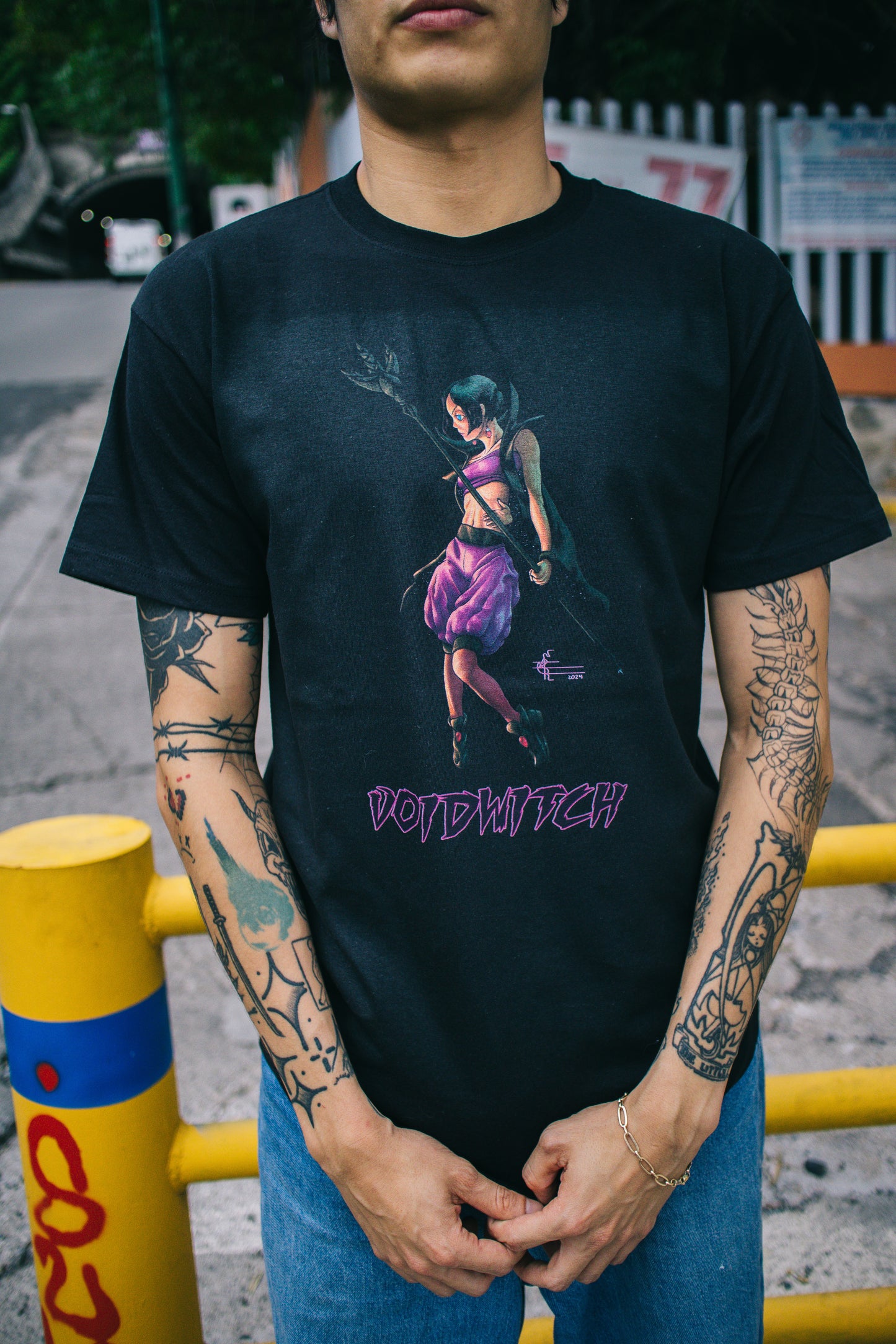 Playera "Void Witch" color Negro